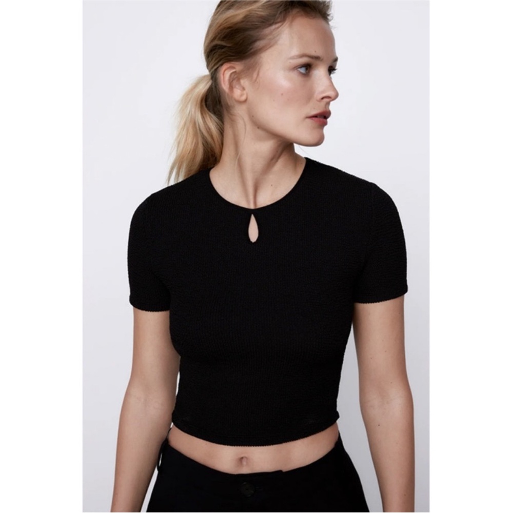 Zara Black Keyhole crop top